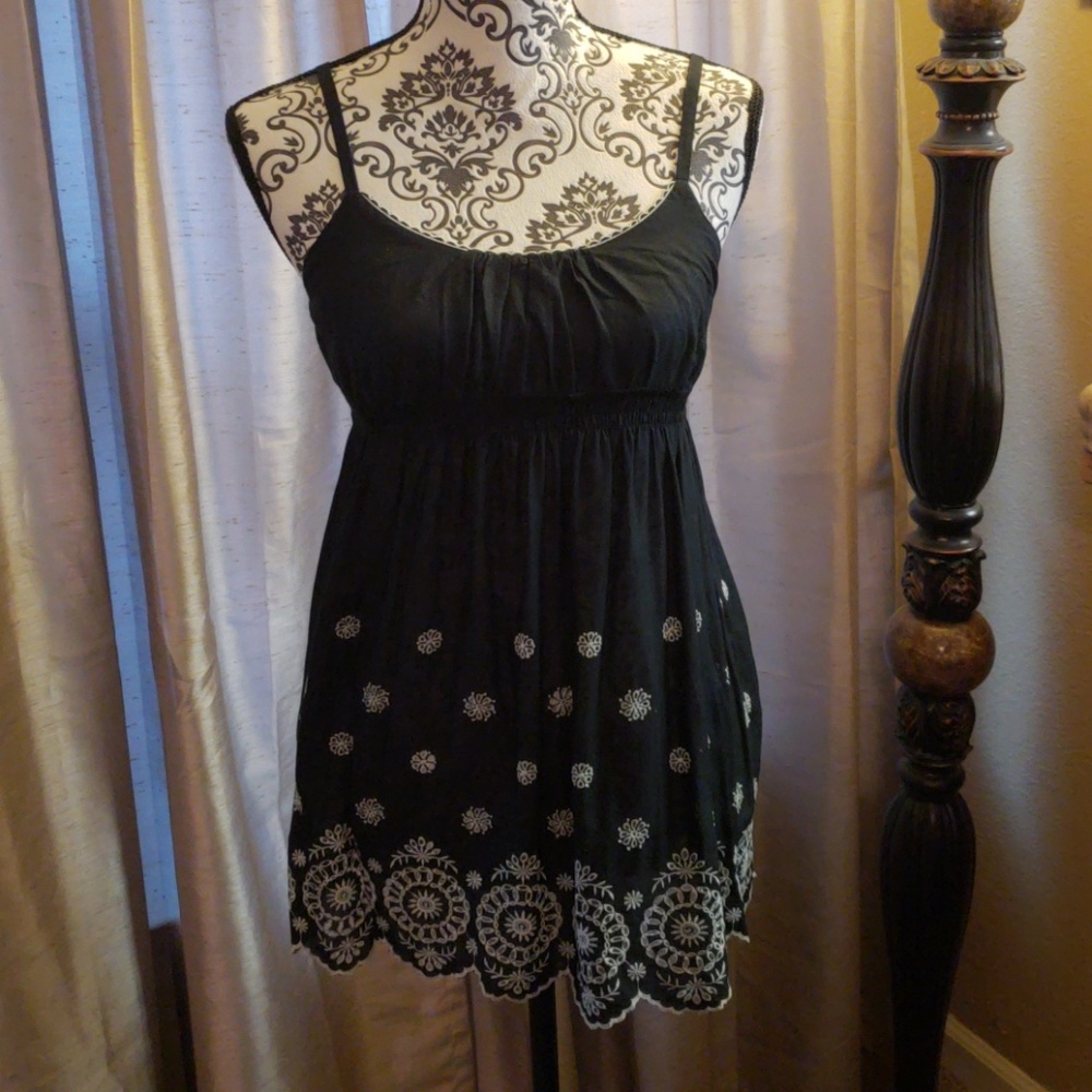Shirt - Picture 2 of 4